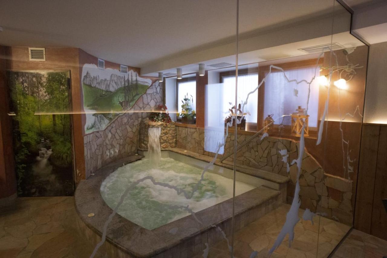 Hotel Fantelli Folgarida Eksteriør billede