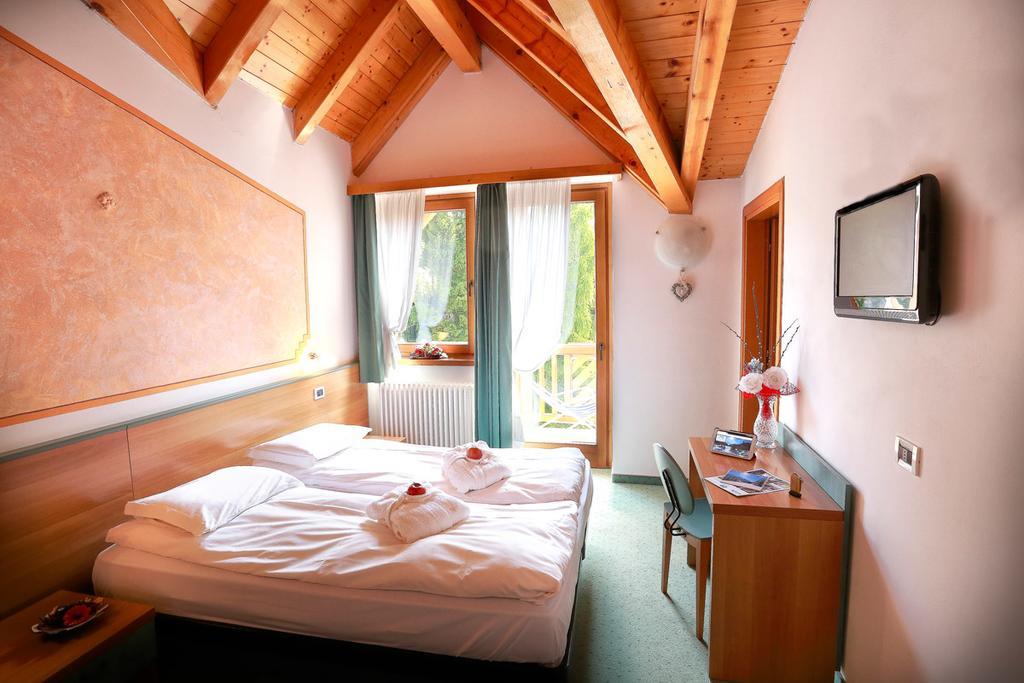 Hotel Fantelli Folgarida Eksteriør billede